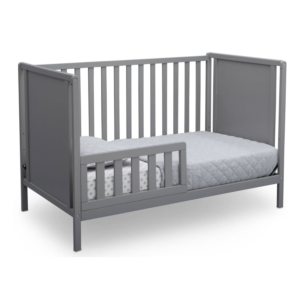 4-in-1 Bianca White Convertible Crib G2782
