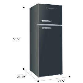 7.5 cu ft Mini Refrigerator with Top Freezer in Black R7613
