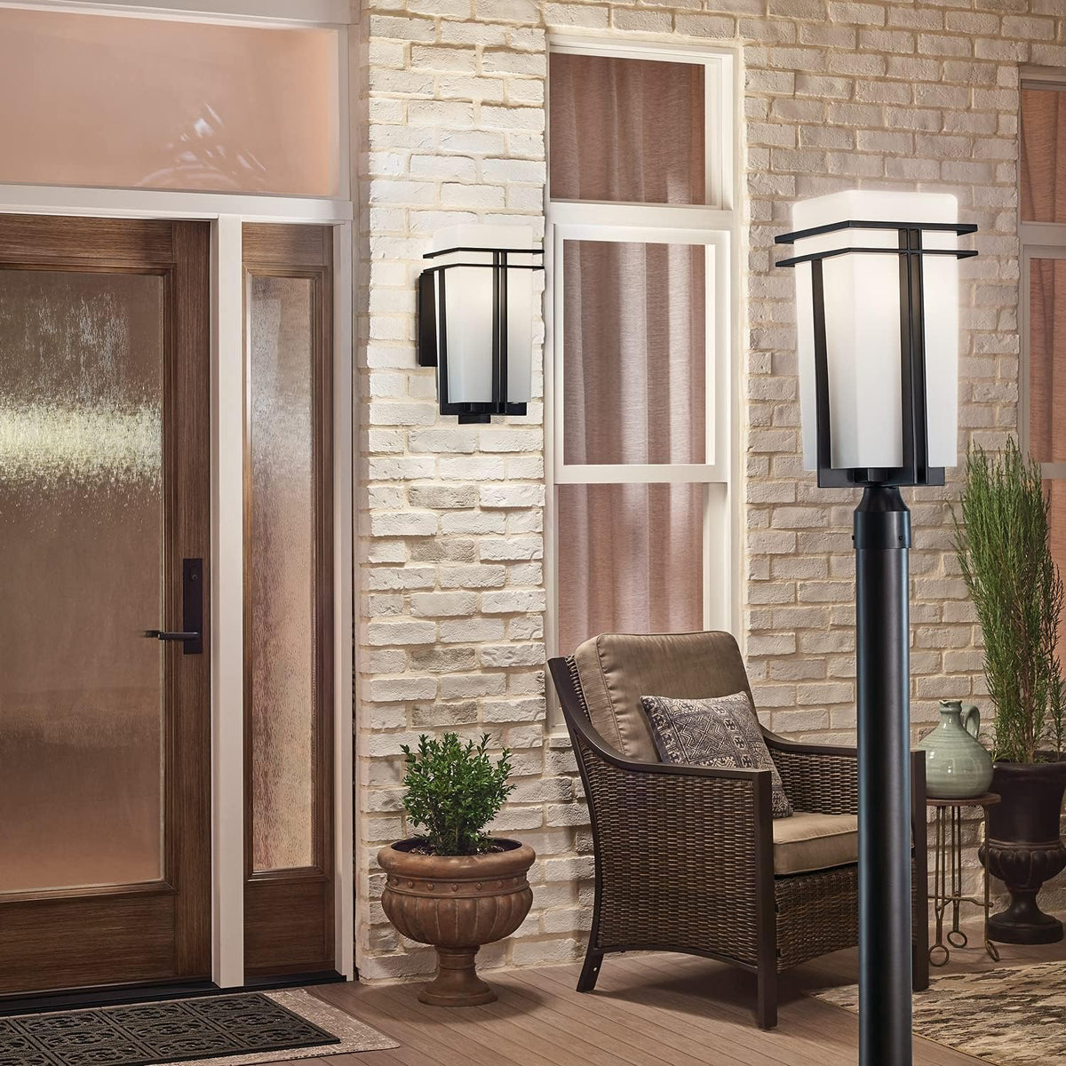 1 Light Black Outdoor Post Light C4609