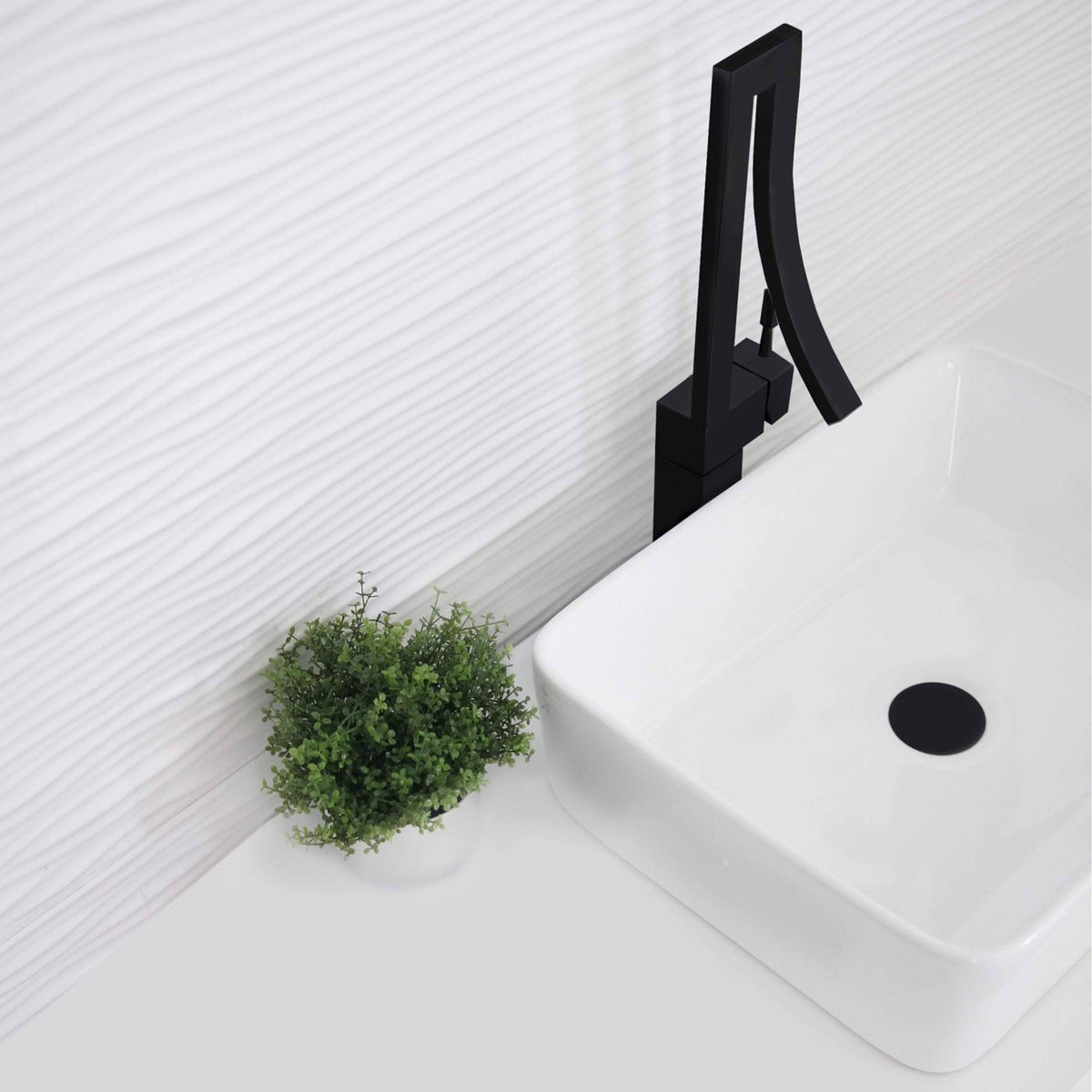 Matte Black Single Handle Bathroom Faucet B455