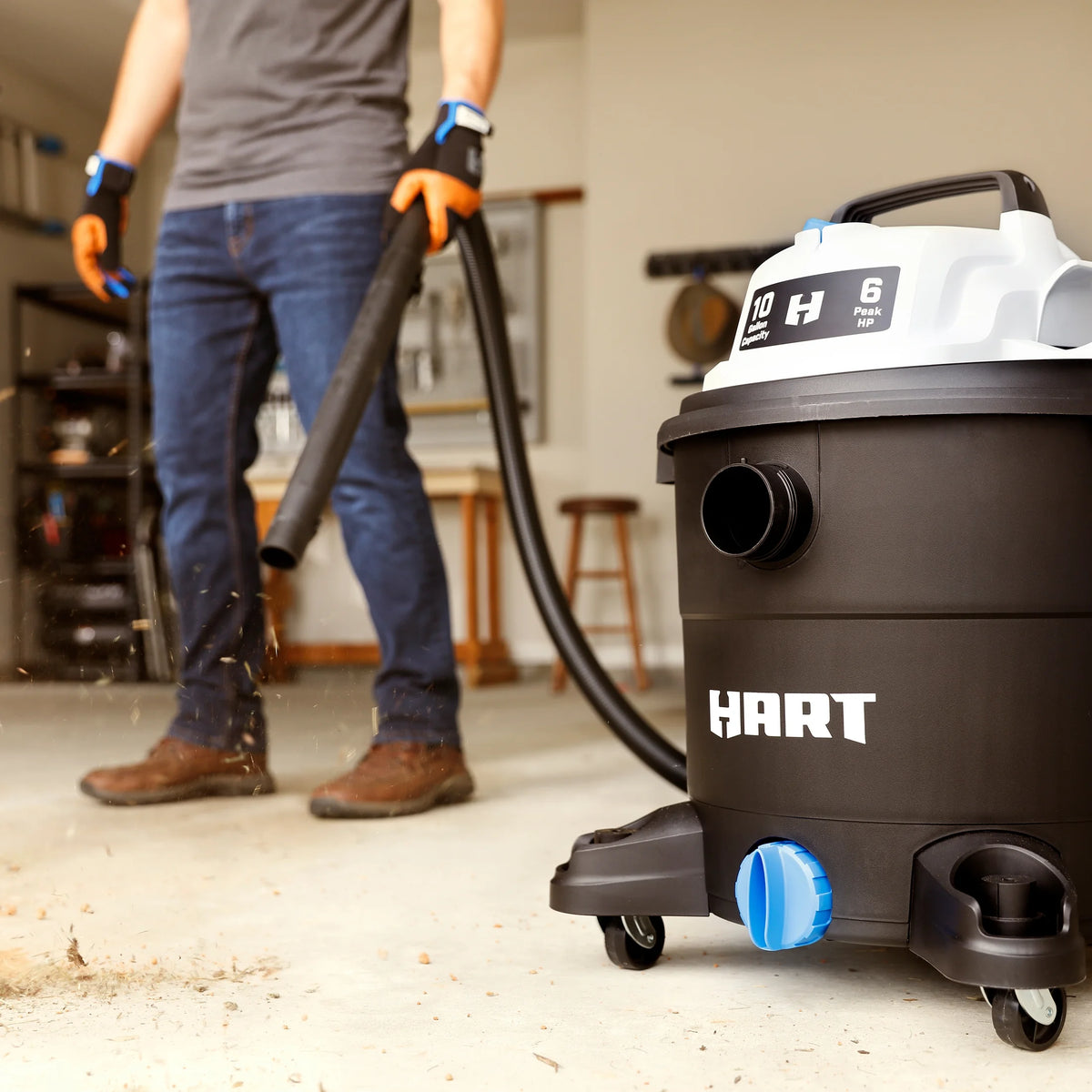 10 Gallon 6 Peak HP Poly Wet/Dry Vacuum V93540