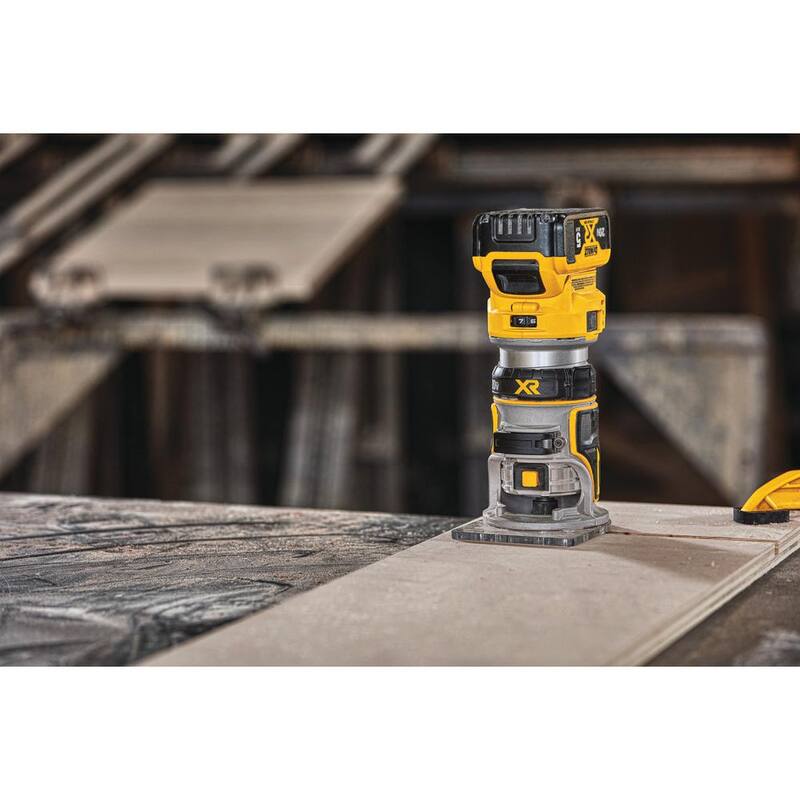 20V MAX Cordless Brushless Compact Router V901
