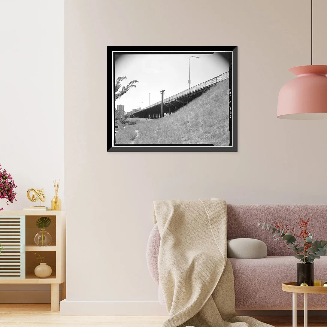 Framed Print 17-7/8" x 21-7/8" F1082