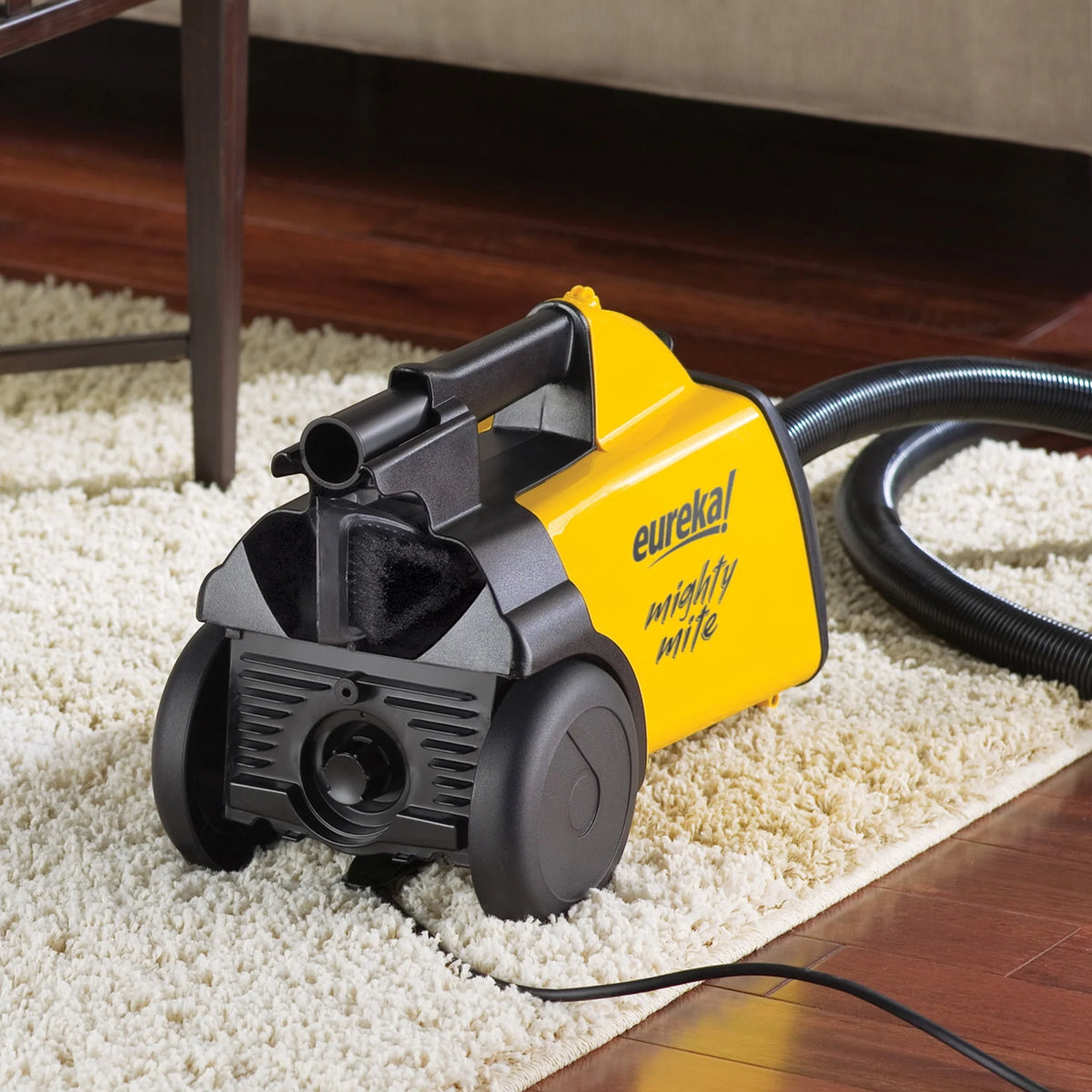 Bagged Canister Vacuum K835