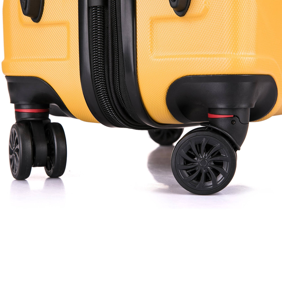 Lightweight Hardside Spinner 20 Inches Carry-On J5675