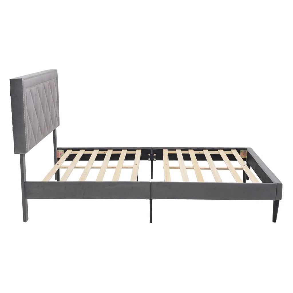 Queen Size Platform Bed with Wooden Frame S98814